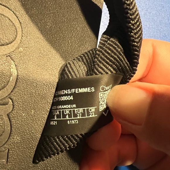 CHACO WOMEN'S BLACK FLIP FLOPS SANDALS THONGS TOE POST SIZE US  6 - Picture 4 of 5